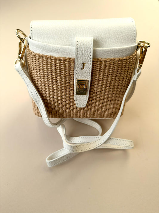 Pre-Printed Fin Raffia White - J