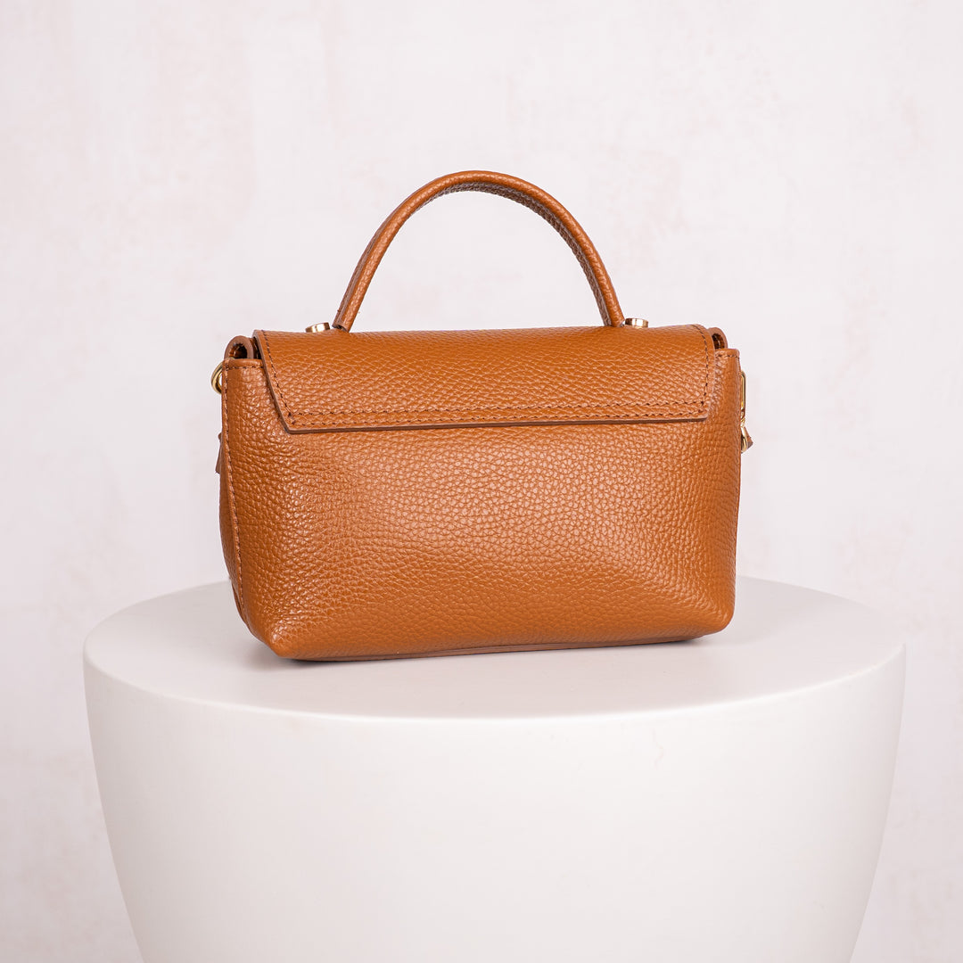 tan leather handbag 
