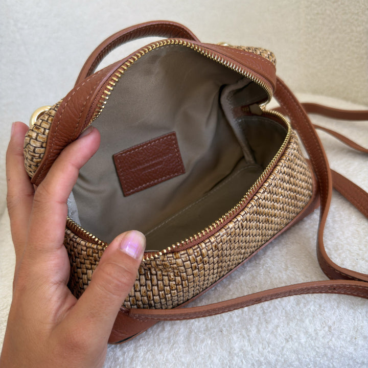 Raffia tan top handle bag
